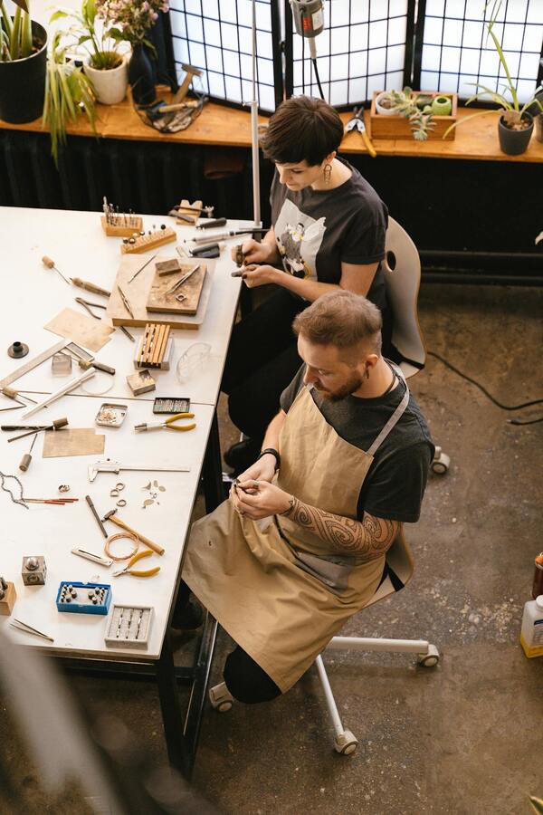 Estudiantes del INEB El Mezquital participando en talleres de orientación ocupacional